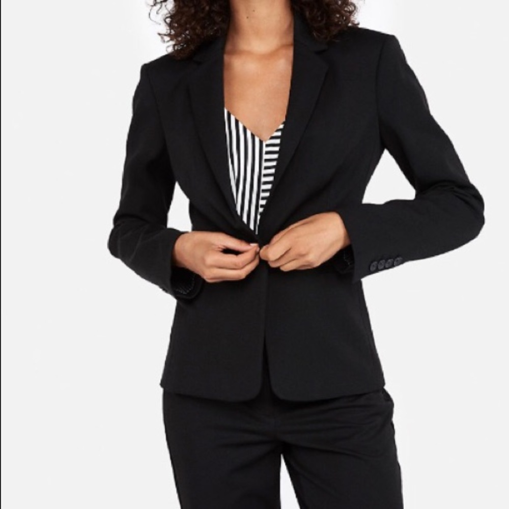 NWT Express cran/maroon/burgundy blazer size 6